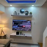 Cylo\'S Place Spacious 2Br Apt Linked To Mrt Station Near Gma 7